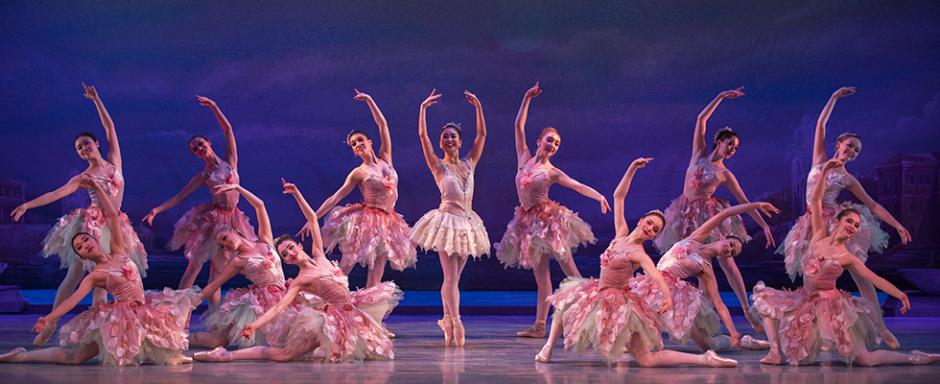 The Washington Ballets performance of The Nutcracker (Photo from media4artists, Theo Kossenas)