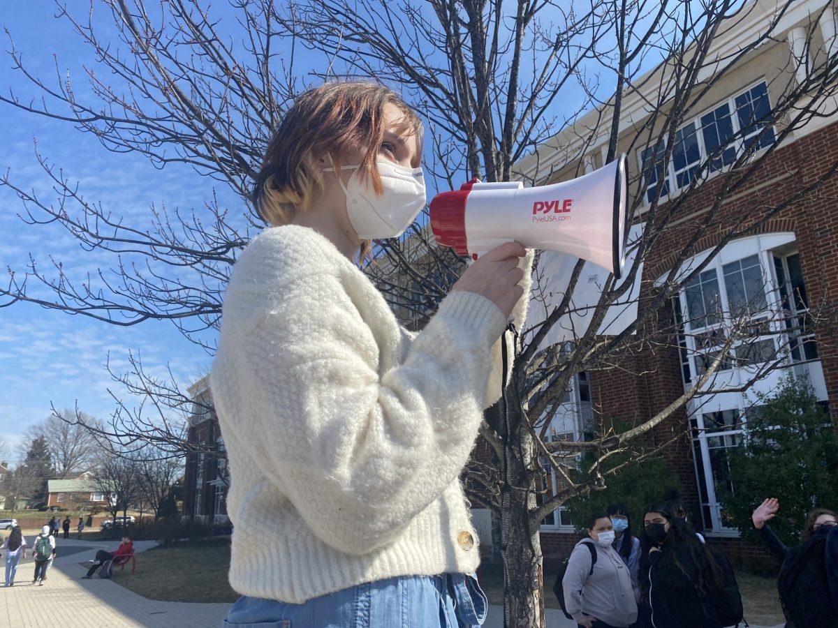 MASK-ON: ACHS Students Hold Demonstration Against Virginia Mask Mandate Lift