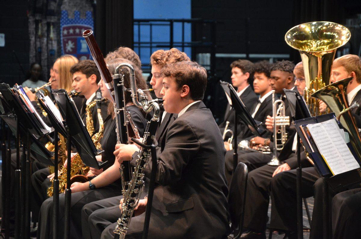 Branching Out: Choir, Band, Orchestra, Jazz Band Join Forces for Fall Concert
