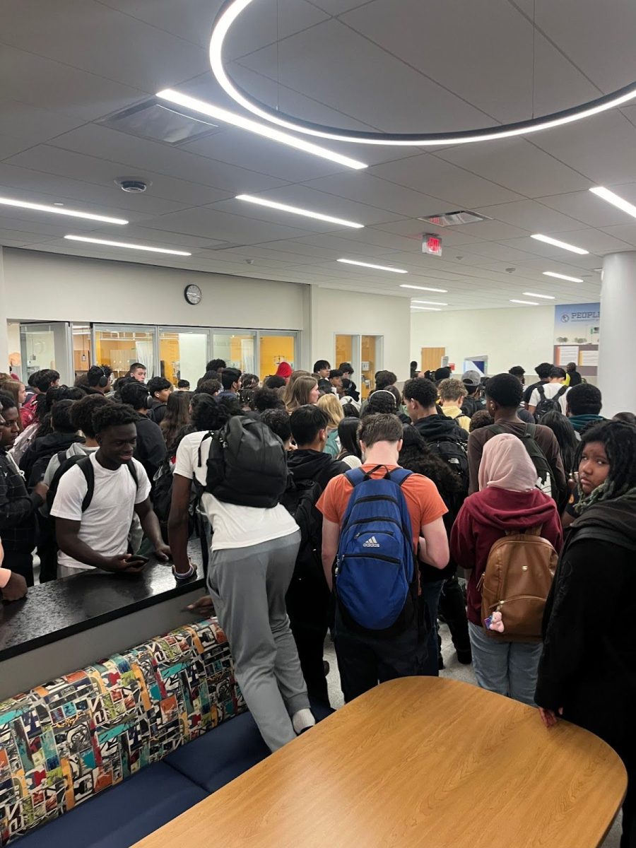 Students at Minnie Howard leaving to go to their next class.