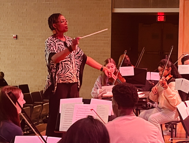 Veronica Jackson conducting the ACHS orchestra. / Photo provided by Veronica Jackson
